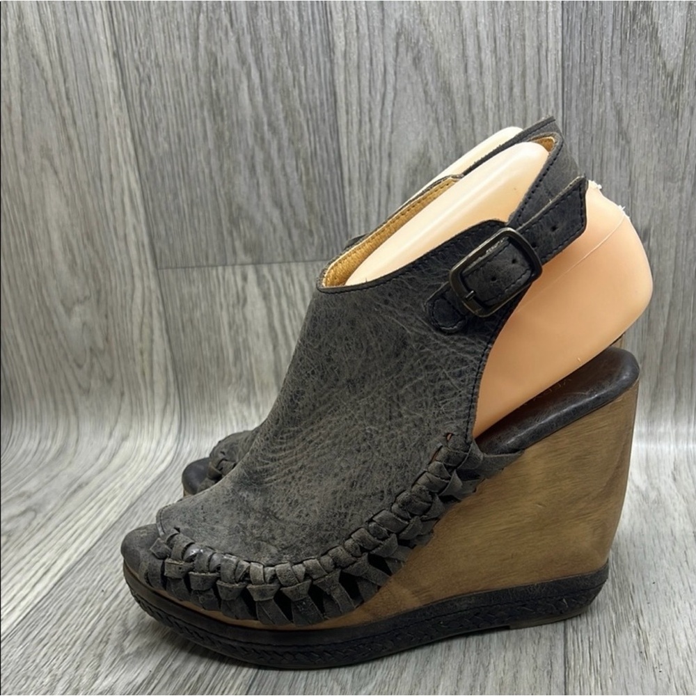 Very Volatile Dark Gray and Brown Wedge Sandals - Picture 4 of 11